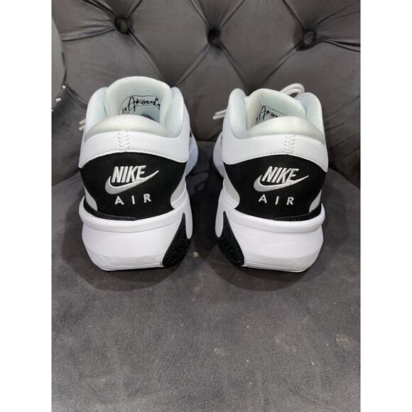 Nike Zoom Freak 5 TB White Mens Size 13. main image 5